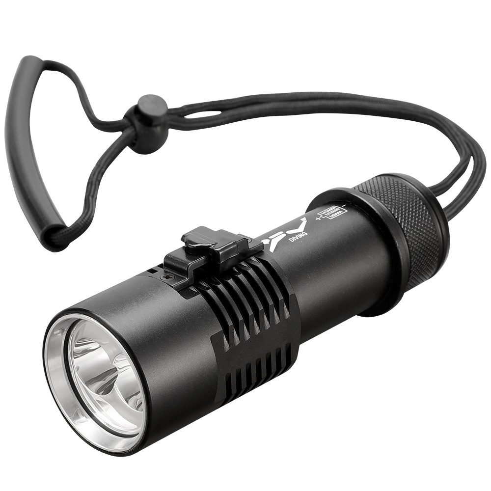 New XHP70 Diving Flashlight 3Modes White Light  Diving Touch 2500LM Brightness Aluminum Alloy Flashlight