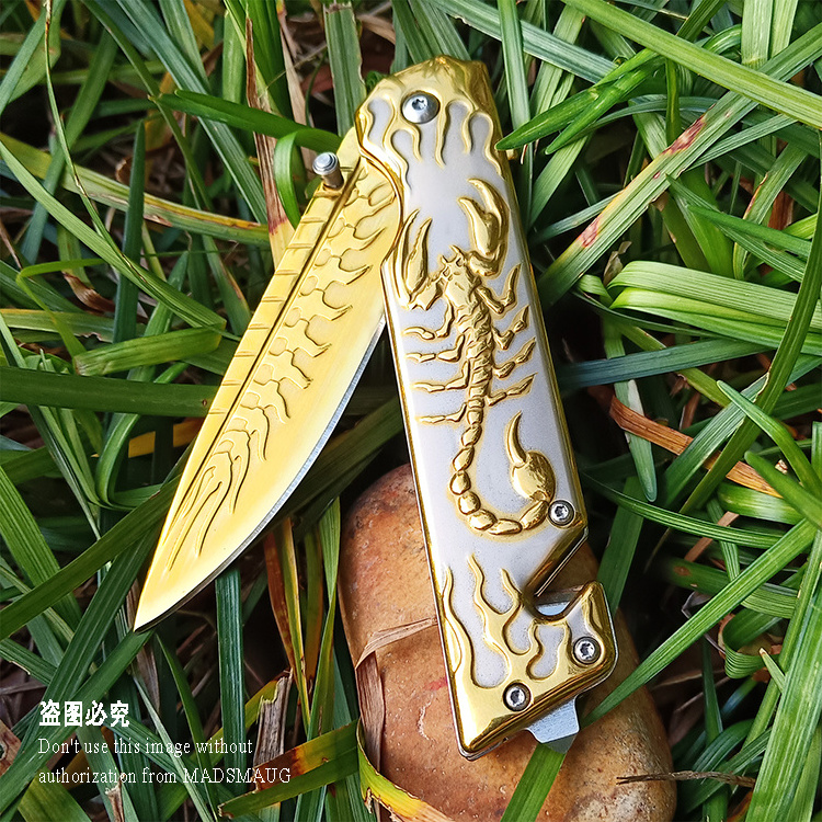 MADSMAUG 3d Embossed wolf stainless steel EDC Pocket  Knife Outdoor Survival Camping gold scorpion Folding Pocket Knife