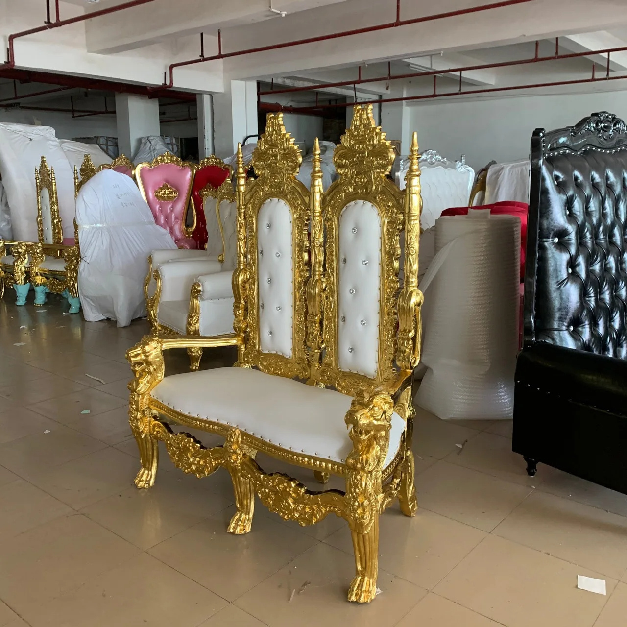 Luxury Royal  High Back Rental Used Gold Loveseat Couple King And Queen Throne Bride And Groom Chair For Weddings Events