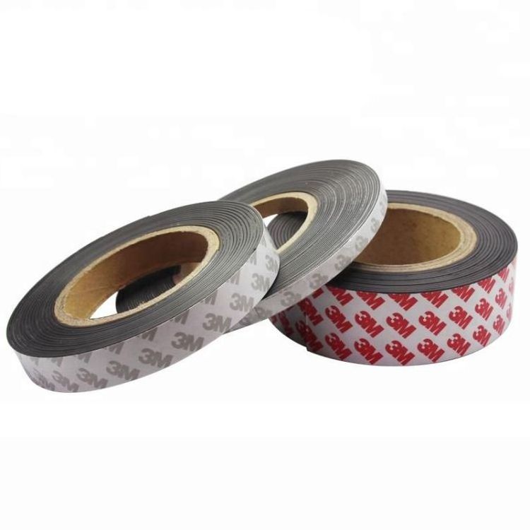 Industrial Strong and Flexible Magnetic Strips with PVC Soft Rubber Magnet Composite for Decoration