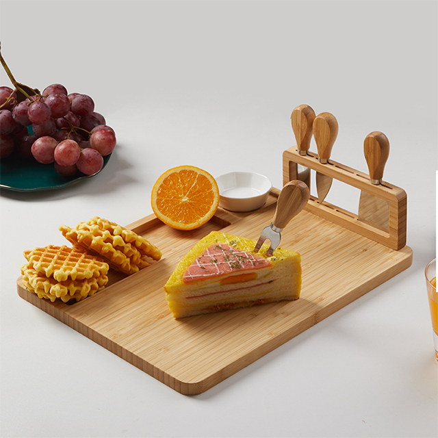 High Quality Tray Bamboo Cheese Board Set with Cutlery in Slide Bamboo Serving Tray