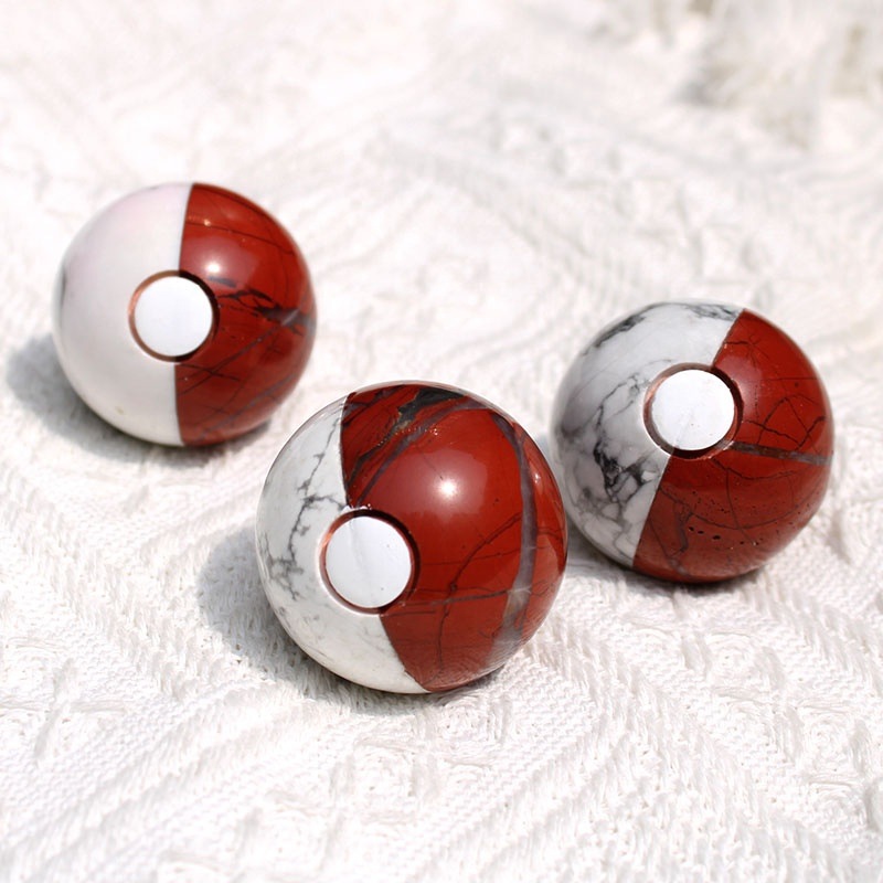 Wholesale Cheap Price 1.5 Inch Crystal Poke Ball Natural Red Jasper With Howlite Crystal Poke Ball