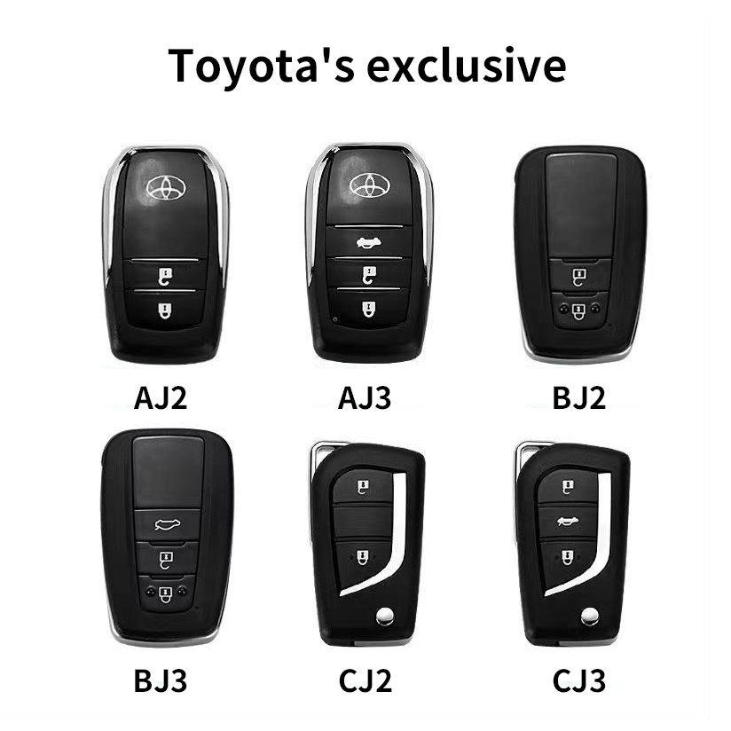 Free Sample  2button silicone rubber Car Key Case cover For Toyota Hilux Innova Rav4 Fortuner yaris 2021 key Accessories