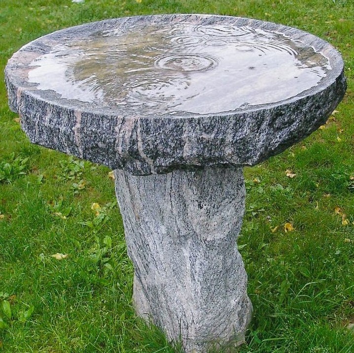 Round Bowl Standing White Handmade Granite Stone Bird Bath for Outdoor Garden Yard Lawn Decoration