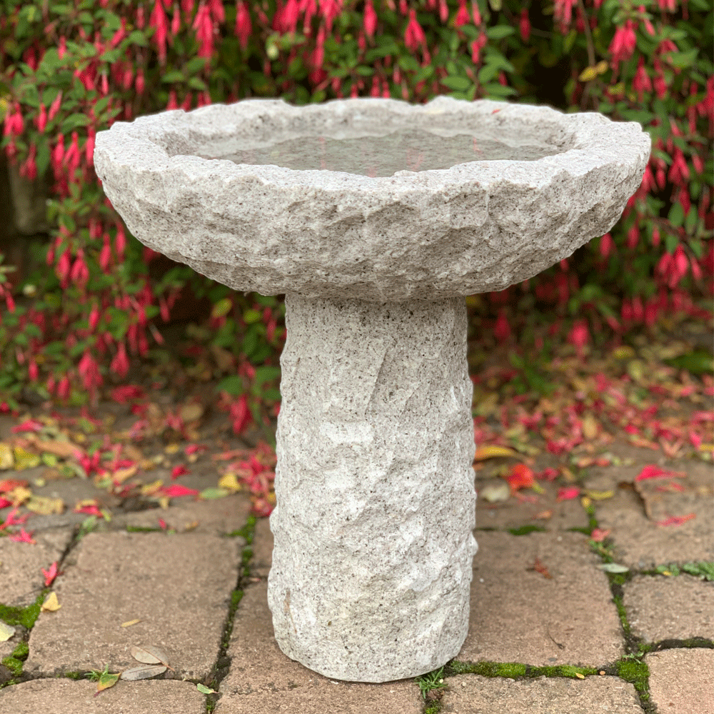 Round Bowl Standing White Handmade Granite Stone Bird Bath for Outdoor Garden Yard Lawn Decoration