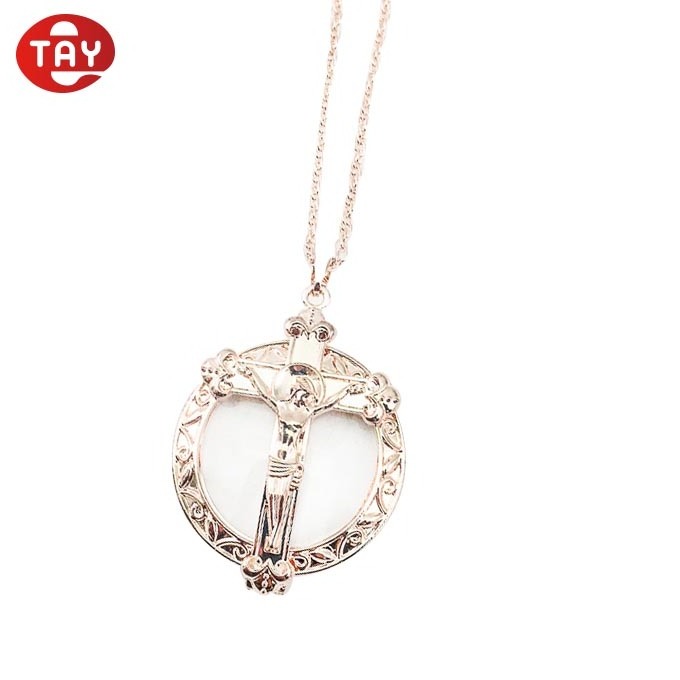 NEW christian pendant necklace magnifier loupe jewelry