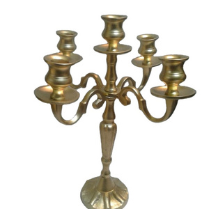 New Arrival Modern Design Light Luxury Gold Polished Candle Stand Candelabra 5 Arms Elegant Metal Candle Holders