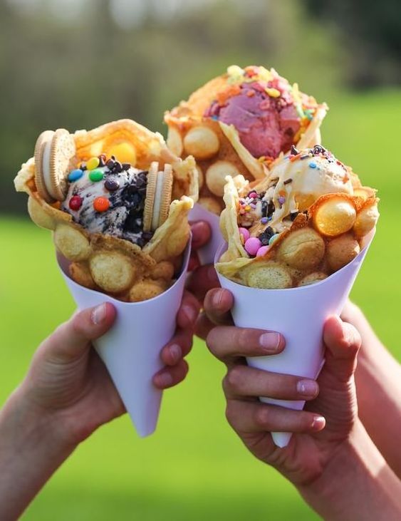 Disposable Paper Churros Holder Cone Bubble Egg Waffle Packing Box Crepe French Fries V Shape Bottom Cones Ice Cream Holder