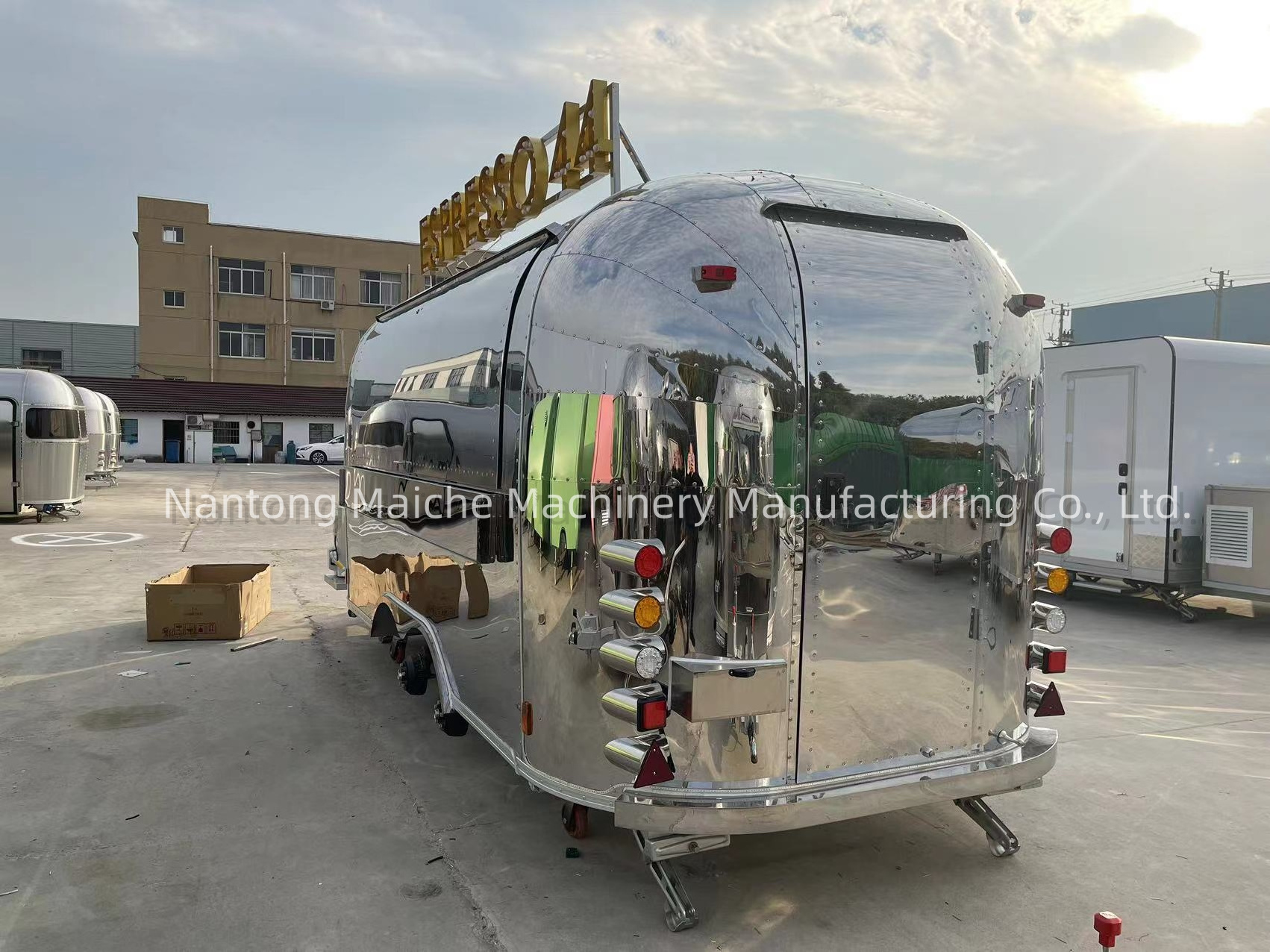 MAI CHE Chinese Manufacturer Stainless Steel Customized Mobile Food Trailer Food Truck