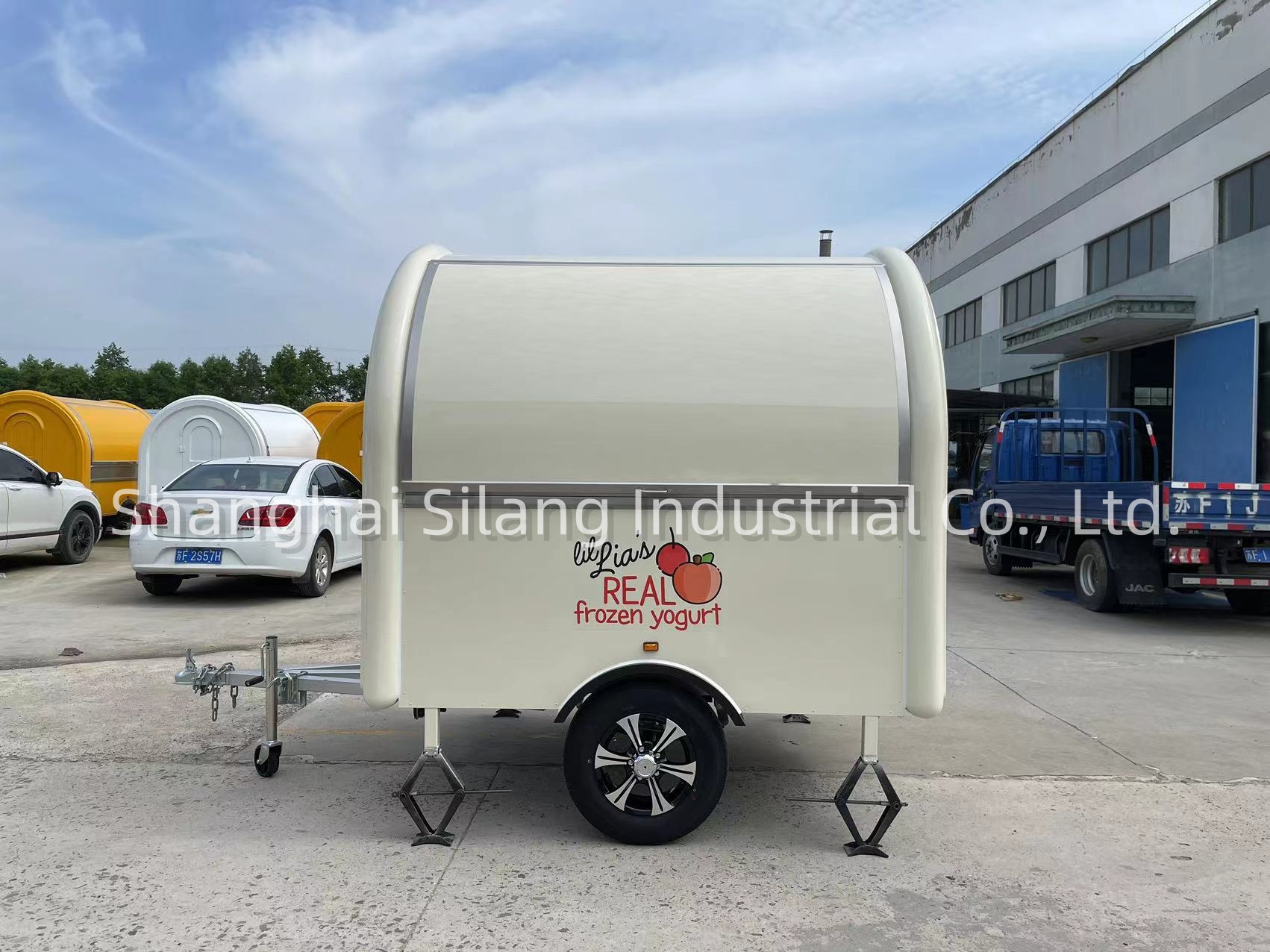 MAI CHE Customized  Mobile Fruit Juice Drink Trailer Ice Cream Food Truck Cart