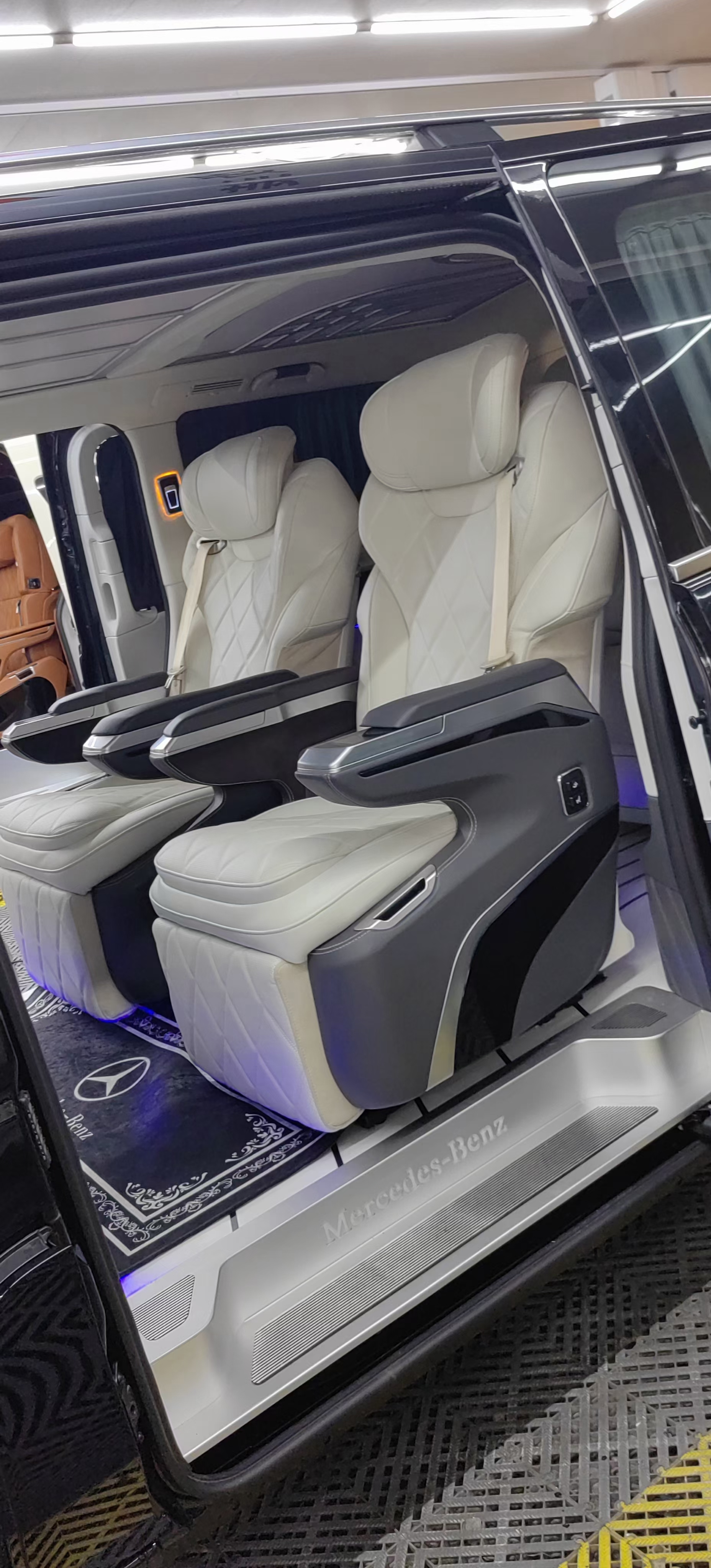 KIMSSY Hot Sale Factory Electric Auto Seat Rotate Van Rear Seats Swivel Car VIP Luxury Seat For Luxury Mercedes Benz Sprinter Cars Hot Sale