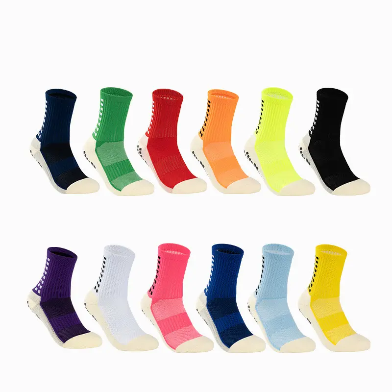 wholesale non-slip sweat-absorbing mountaineer anti slip glue sports soccer socks grip football socks for men