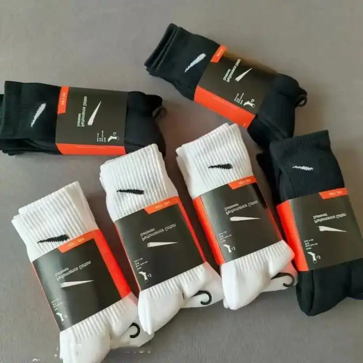 Wholesale elite high quality branded socks custom logo casual basketball socks thick cotton  towel sport socks for men