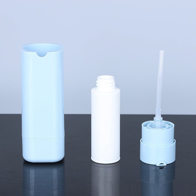 Replaceable 30ml refillable sustainable rotate airless lotion pump bottle for serum