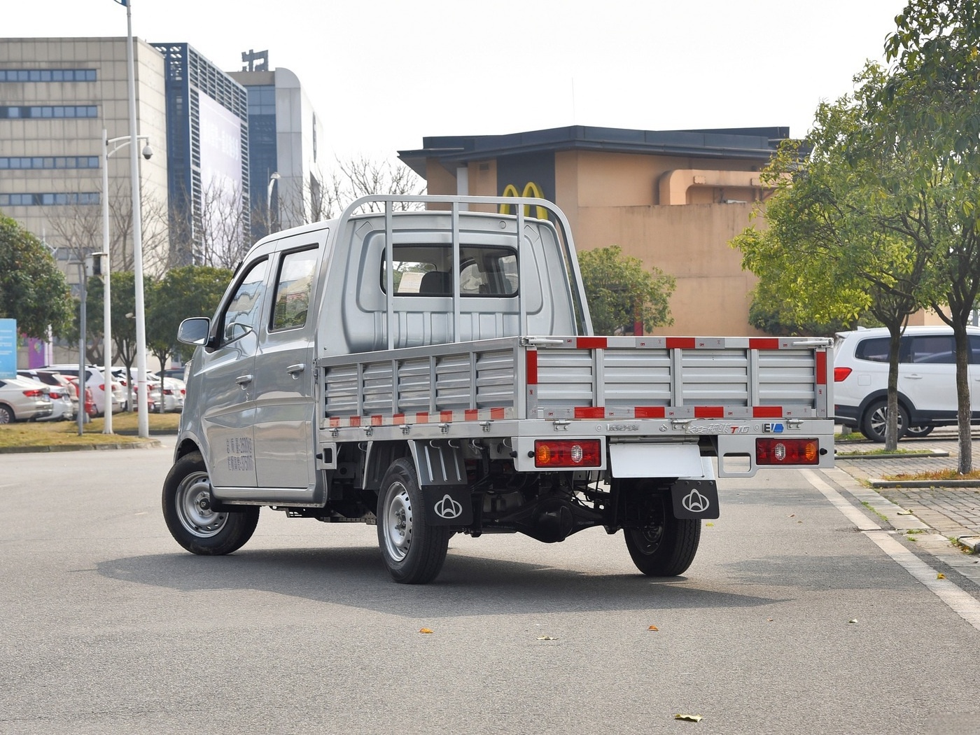 Changan Shenqi T10 electric mini truck cargo truck left hand drive 4 door small cargo new cars