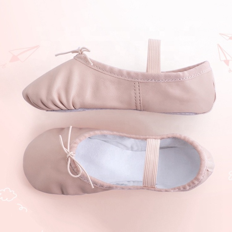 wholesale economic  children's cat claw soft bottom ballet dance shoes RT-040