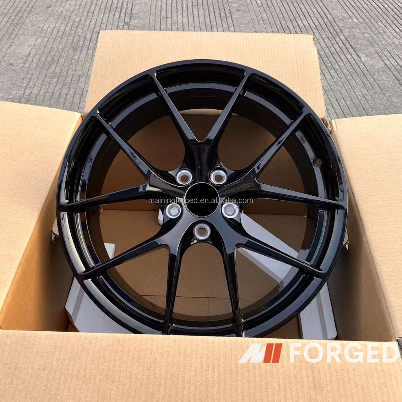 MN Forged BMW M4 Customized Wheels Featuring FF04 FF10 P101 Designs for Enhanced Performance and Style