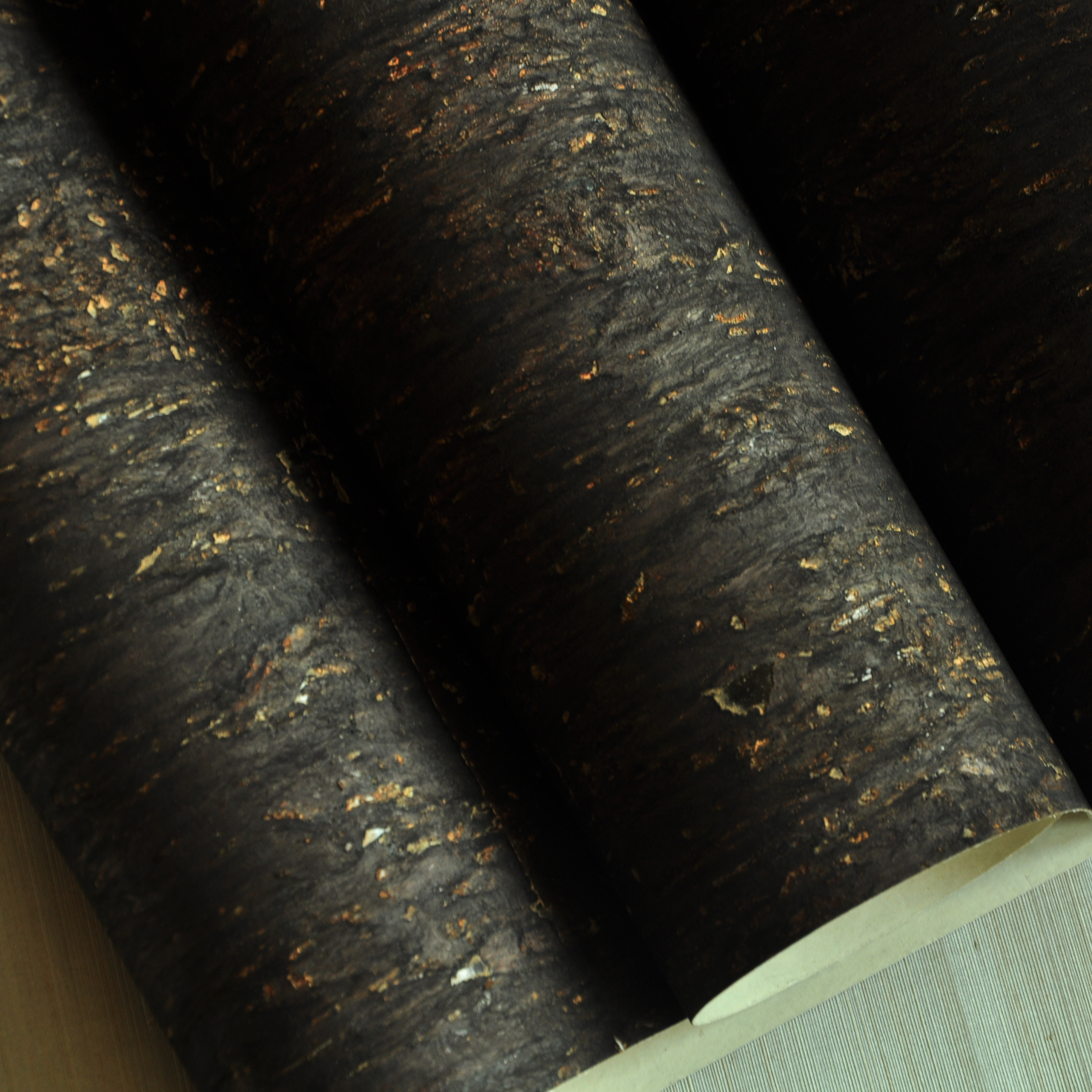 New Design Free Sample MYWIND Wallcovering Natural Wood Dark Brown Cork Wallpaper