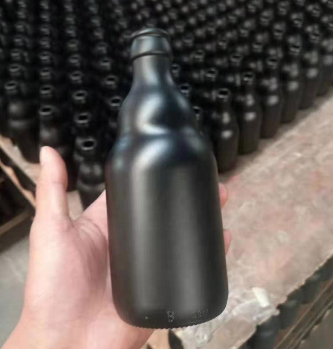 330ml frosted black glass bottle 500ml amber beer glass bottle with metal cap