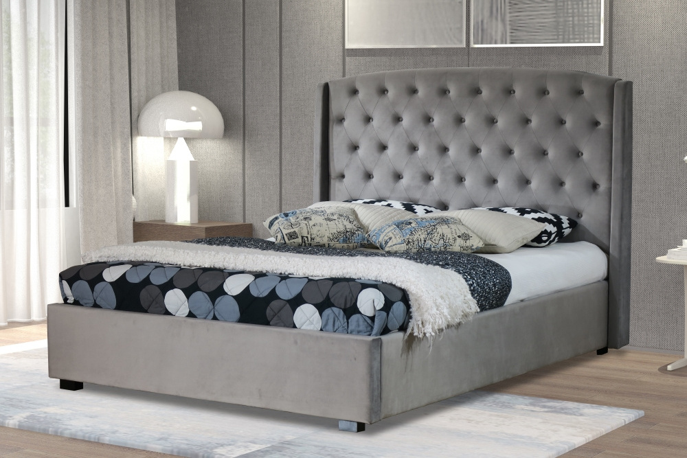 2019 Balmain Modern High Headboard Velvet Fabric Bed