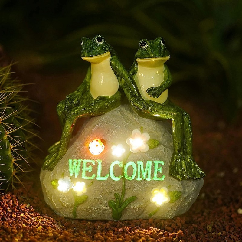 Resin Crafts & Gifts Solar Couple Frog Statue for Garden Decor Outdoor Lawn Decor Figurines for Patio