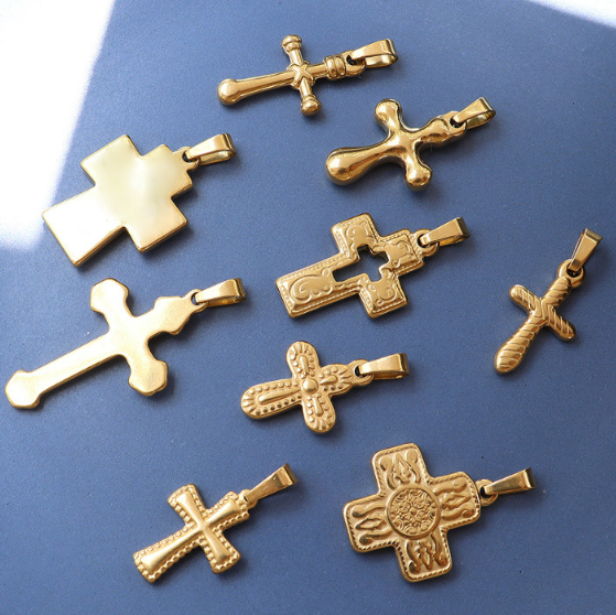 Popular Personality Fashion 18K Gold Plated Cross Pendant Accessories Vintage Stainless Steel Cross Necklace for Women