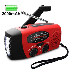 Best Selling Portable Mini Hand Crank Radio 2000mAh Power Bank USB Feature SOS Flashlight Survive Emerncy  LED Flashlight