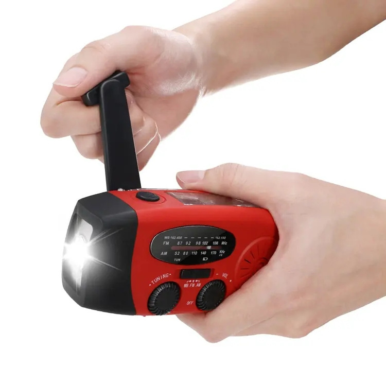 Best Selling Portable Mini Hand Crank Radio 2000mAh Power Bank USB Feature SOS Flashlight Survive Emerncy  LED Flashlight