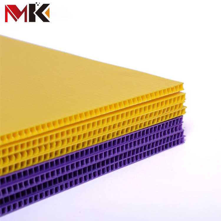 Hot Selling 3mm 4mm 5mm Reusable Clear Corrugated Plastic Sheets 4x8 PP Divider Hollow Core Plastic Sheet With EPE Foam