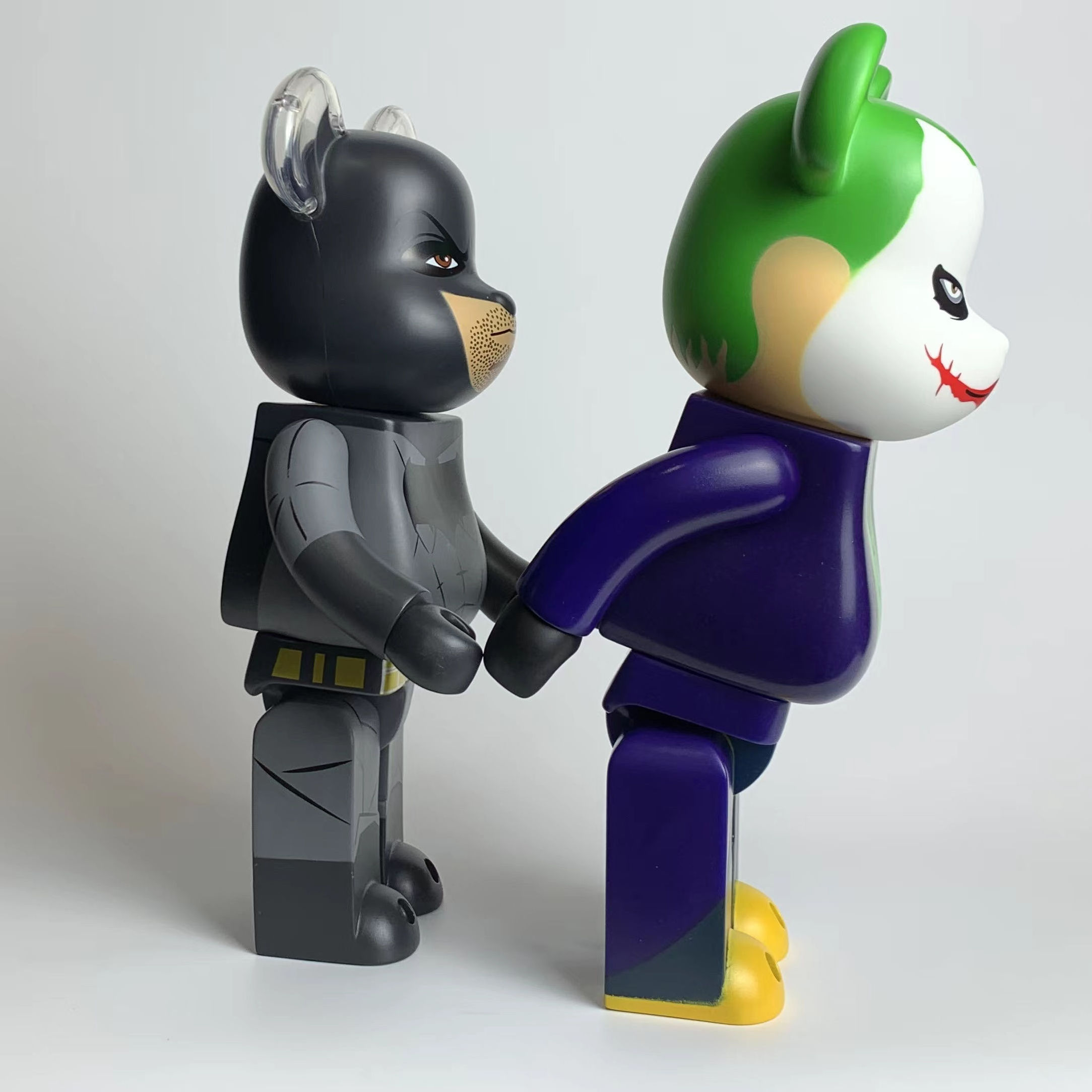 2 Colour 28cm 400% Tide Brand Bearbrick Bat and the Joker Violent PVC Vinyl Action Figure With Boxed