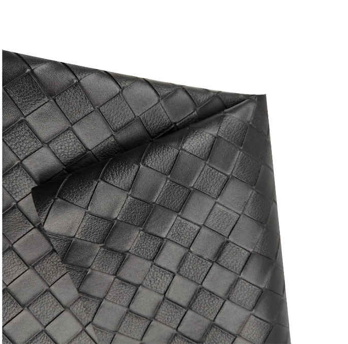 Factory Direct Plaid Pattern 0.8 mm Unwoven Backing PVC Bags Synthetic Leather Material for Suitcase Handbags