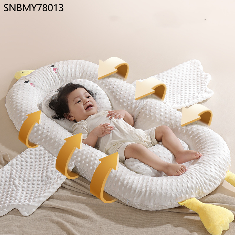 TIKTOK Amazon Hot sales baby landing wake up device anti-vomiting milk ramp bed comfort anti-shock folding sleeping nest