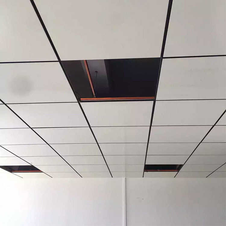 Indoor Design 595*595mm Perforat Aluminum Alloy  Soundproof Metal Ceiling Panel