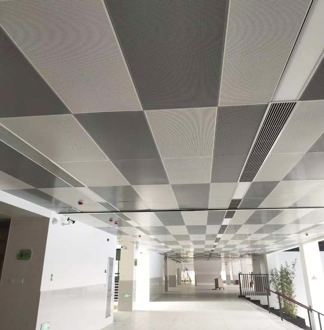 Guarantee Quality Best Price Aluminum Metal ceiling tiles 2x4  For Office Building Project