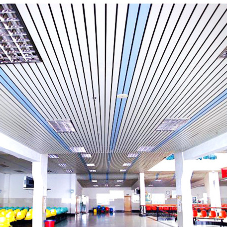 0.5-1.2mm Decorative Aluminum Linear Ceiling Panel Metal Plank Strip Ceiling For Commercial Space