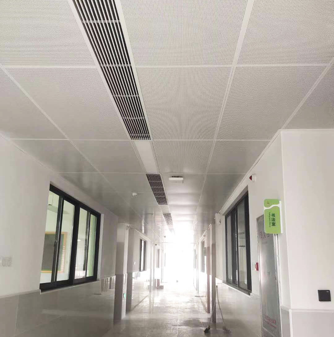 600*600 mm Metal Foam Decorative Fire Rated Ceiling Tiles Perforated Aluminum False Industrial Ceiling Acoustic Ceiling