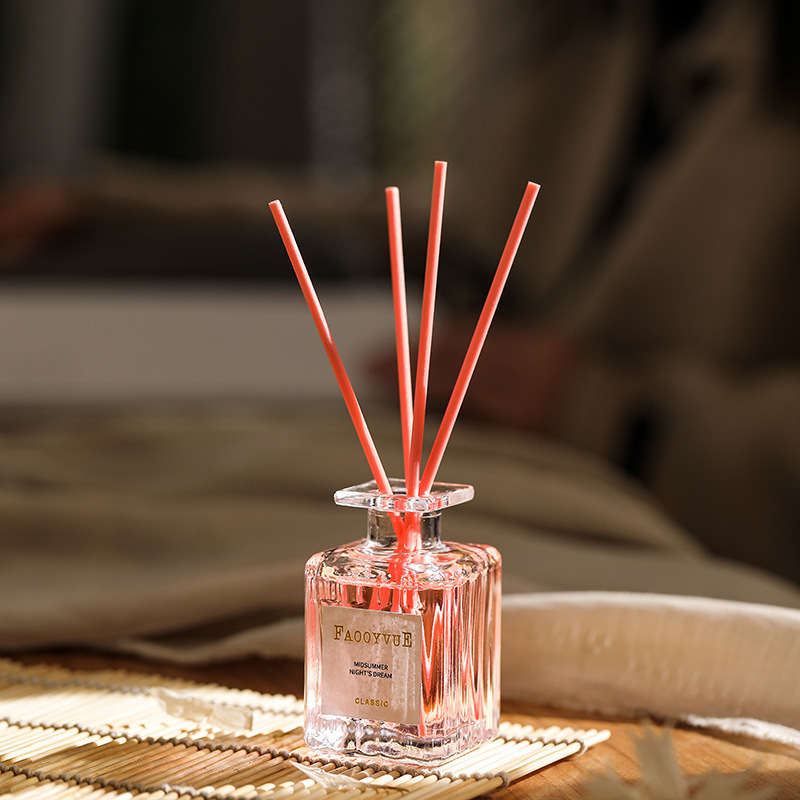 Hot Sale Luxury 50ml Home Fragrance Aroma Air Scent Christmas Reed Diffuser Home Diffuser De Parfum Maison With Sticks