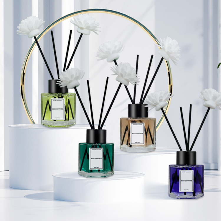 Customized 50ml Hotel And Household Aroma Collection Flower Reed Diffuser Sets Fresh Ai Diffuseur De Parfum Maison