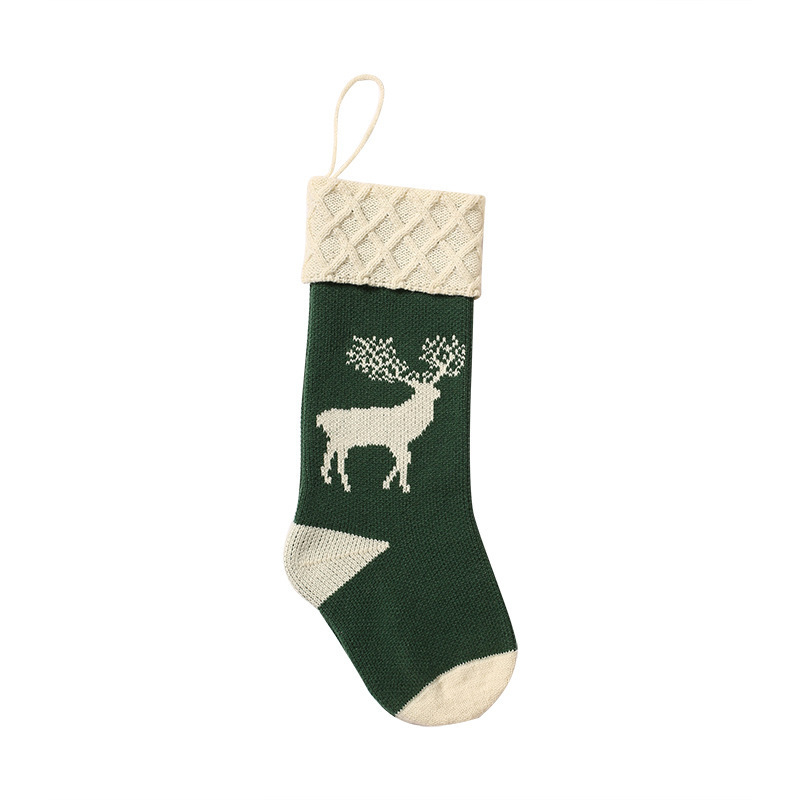 Family Classic Cable Knit White Christmas Stockings Christmas tree design