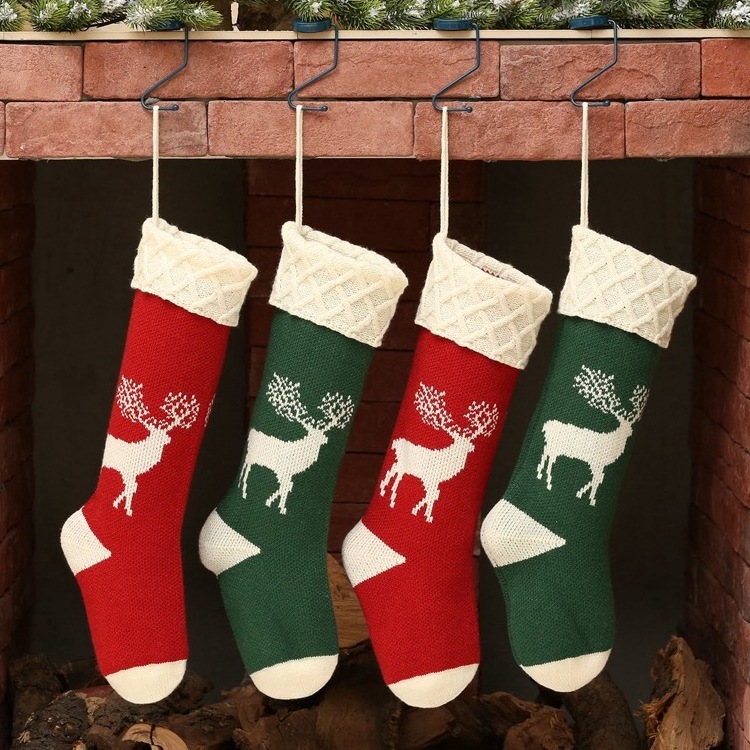 Family Classic Cable Knit White Christmas Stockings Christmas tree design