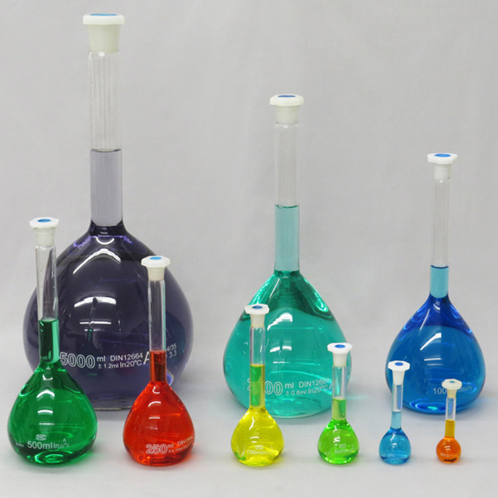 Various Capacity Clear Glass Volumetric Flask with Stopper for Laboratory Use