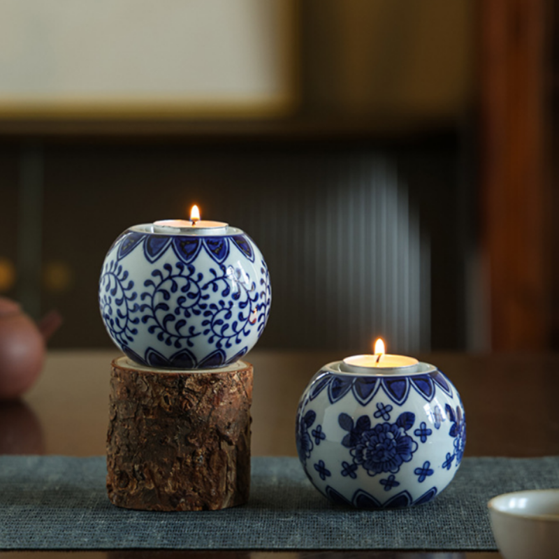 porcelain blue and white decorative chinoiserie decor tealight candleholde