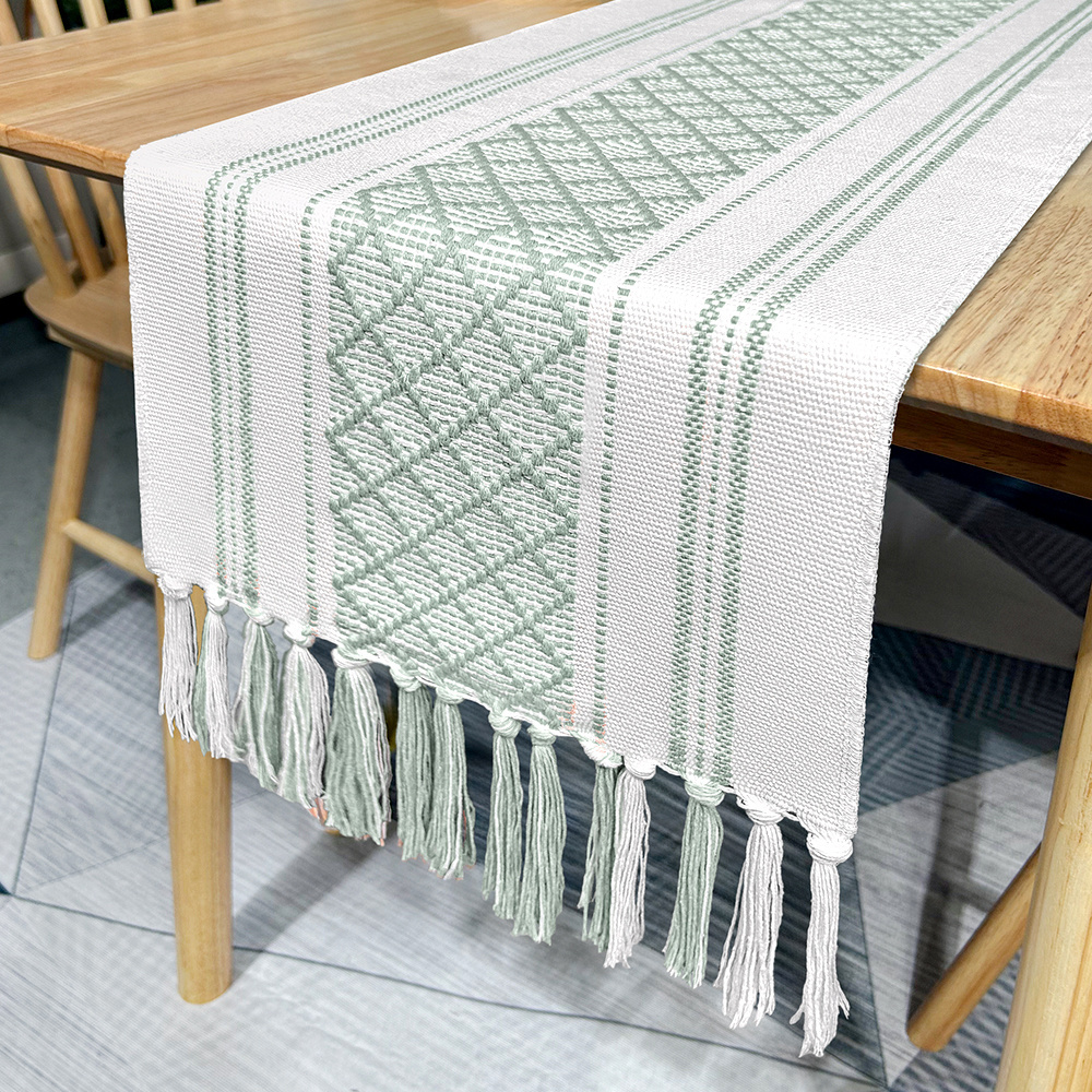 High Quality Durable Using Various Striped Geometric Table Runner