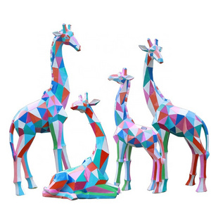 Custom Made All Kinds Of Life Size Garden Statue Fiberglass Big Geometric Giraffe Sculpture On Sale