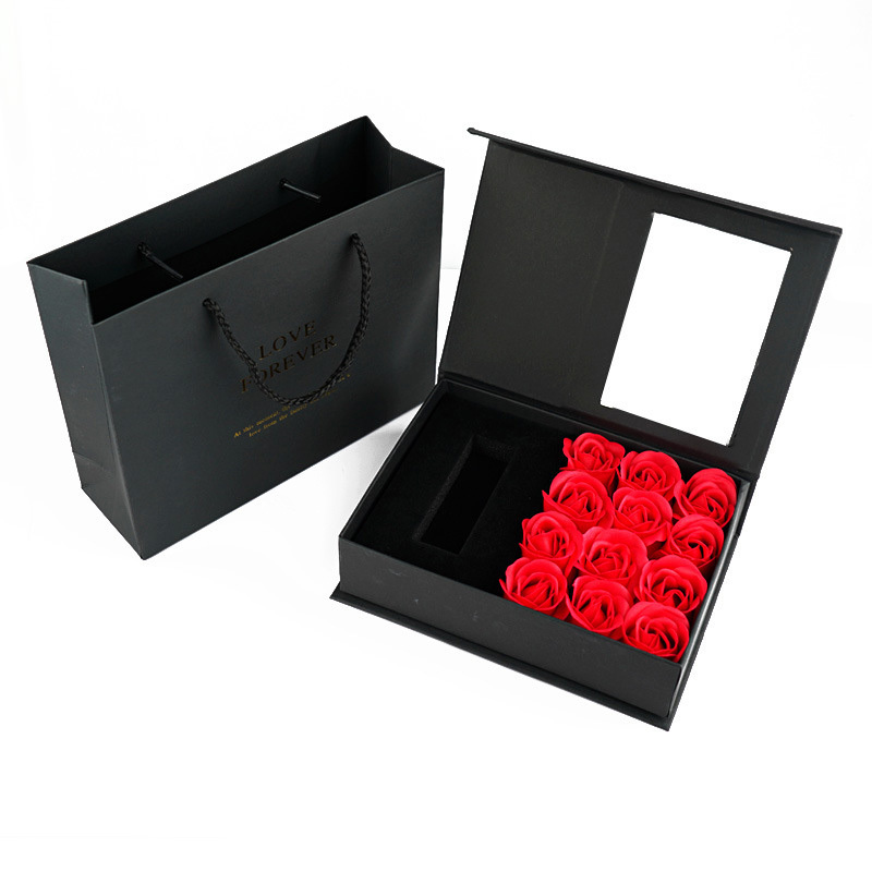 Factory direct Valentine gift simulation rose 12 soap flower lipstick gift box necklace jewelry gift box wedding decoration