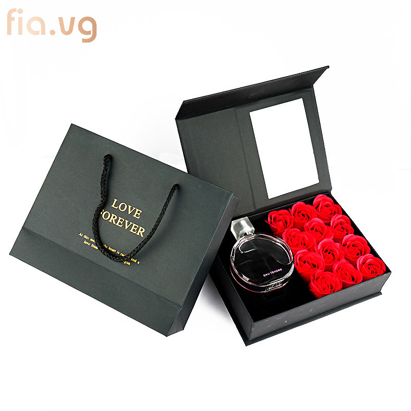 Factory direct Valentine gift simulation rose 12 soap flower lipstick gift box necklace jewelry gift box wedding decoration