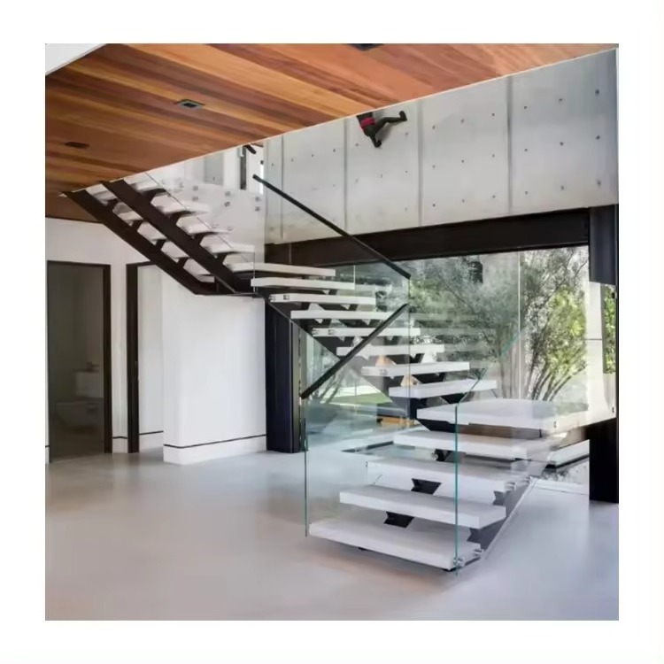 Interior  High Grade Luxurious Solid Wood Stairs Carbon Steel Railing Straight Staircase