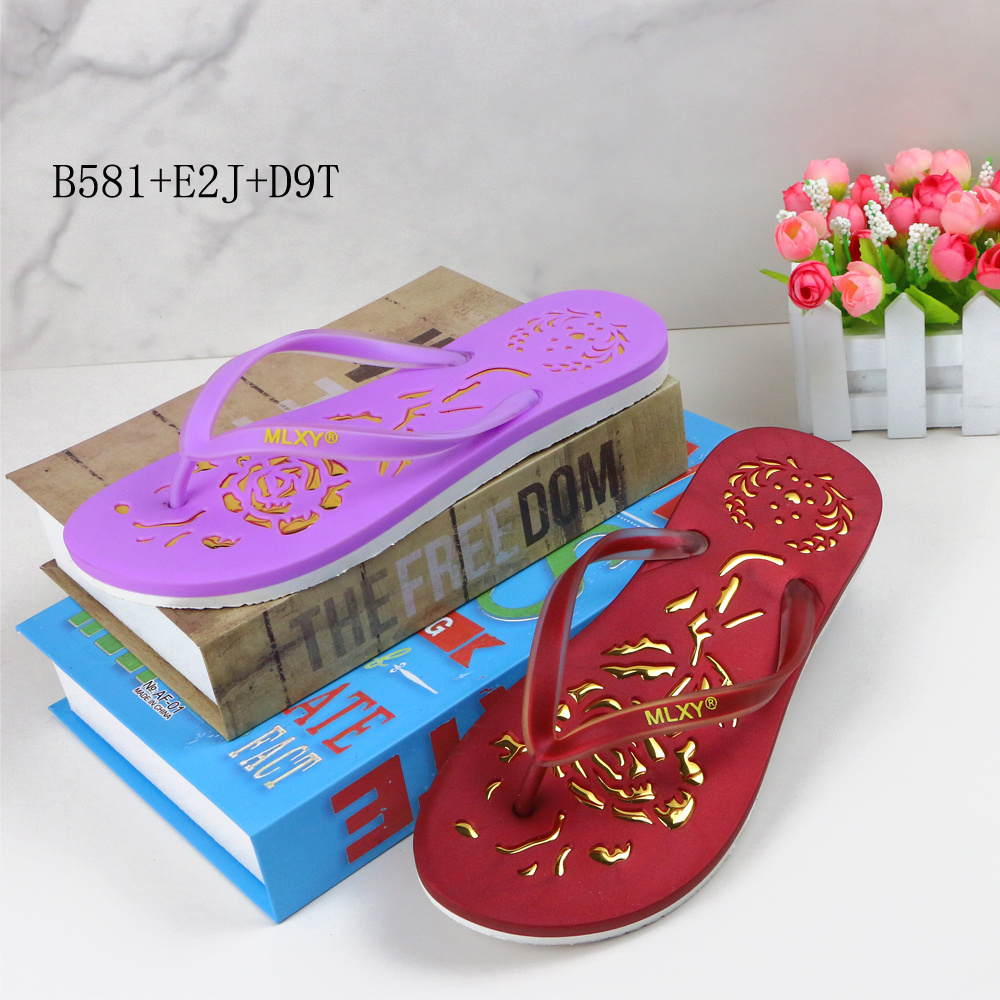 Summer Beach Flipflop Ladies Fashion Casual Flip-flops Bathroom Women Flip Flops Slippers