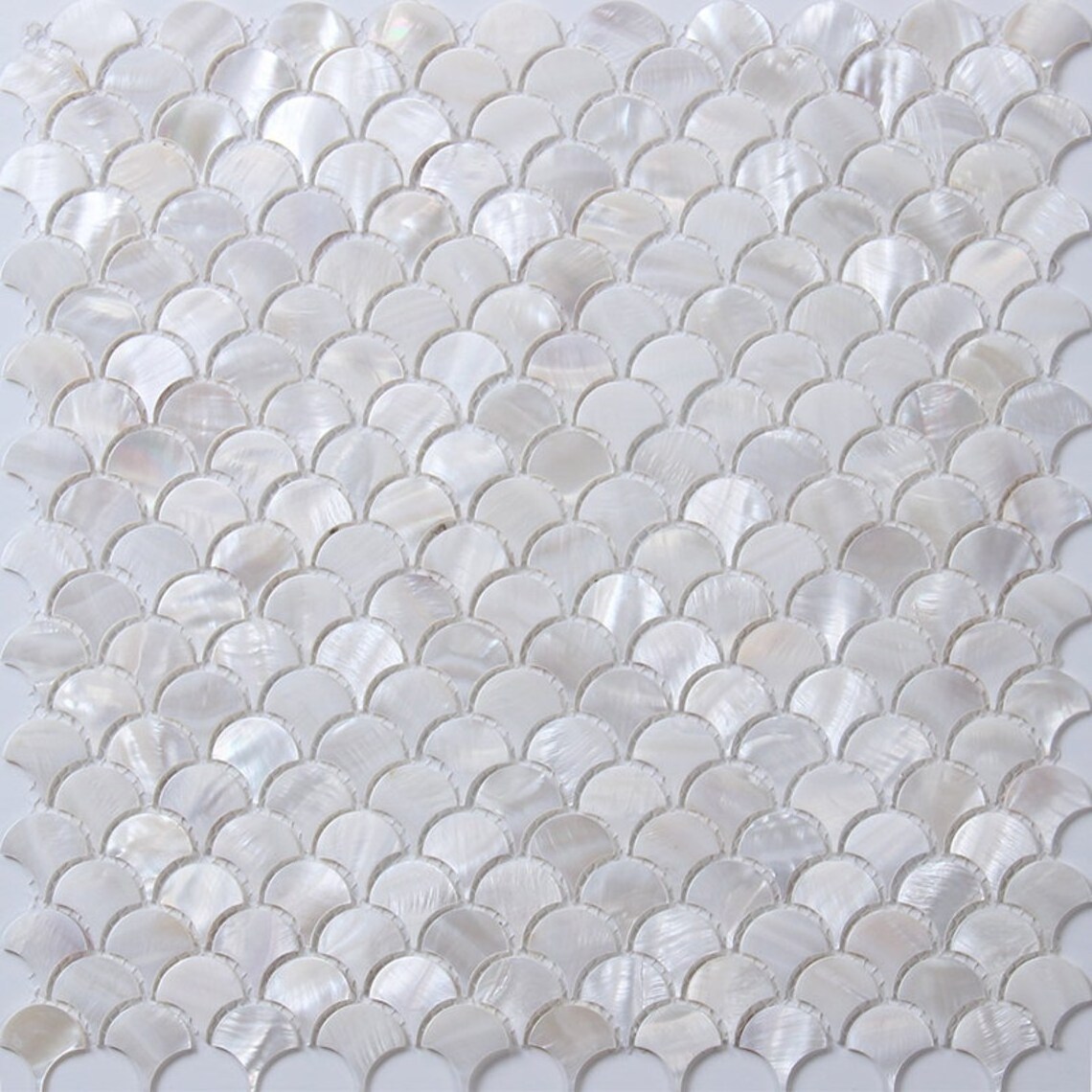 Mosaic Tile Polished Peel and Stick Mother of Pearl Shell Mosaic Interior Wall White Natural Shell MT Stone Fish Scale,irregular