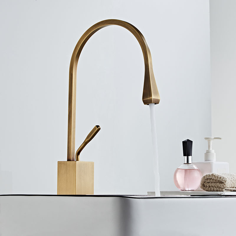 NEW DESIGN HOTEL LUXURY   GOLDEN SINGLE HANDLE BATHROOM BASIN FAUCET